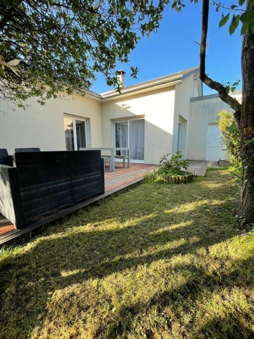 Maison De Vacances Familiale Ouistreham Exterior photo